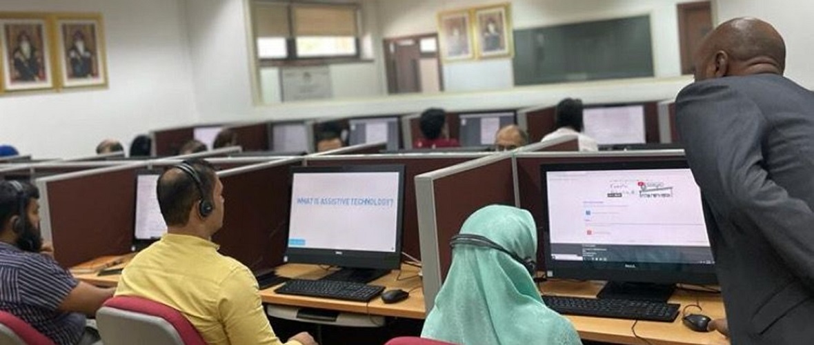 دورة التقنيات المساعدة للفصول الدراسية الشاملة لأعضاء هيئة التدريس